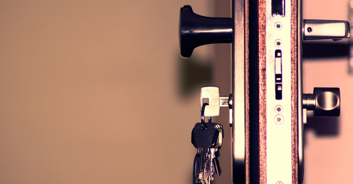 front door lock key — Glen Burnie Pro Locksmith